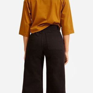 Everlane Black Wide Leg High Rise Cropped Jeans Size:
6 Short